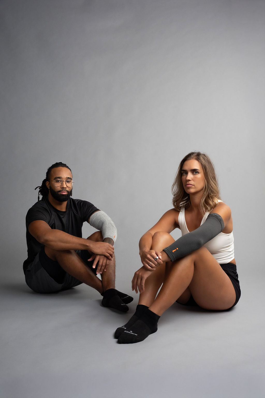 ELBOW SLEEVE AND ARM SLEEVE BUNDLE