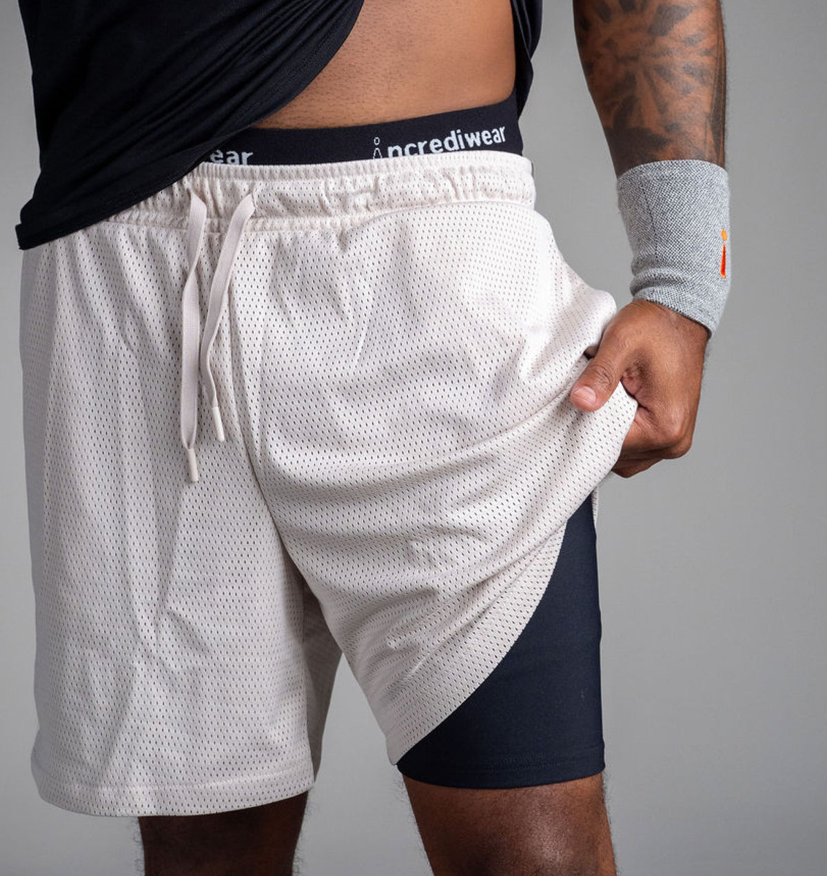 Circulation Shorts